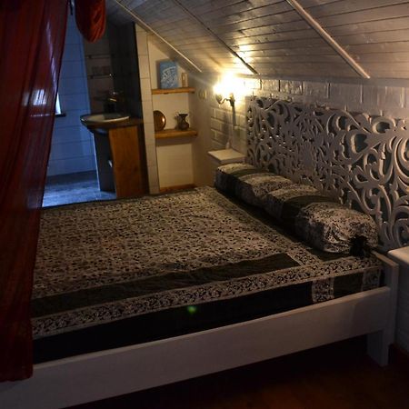 Romantic Guest House Камианец-Подилский Екстериор снимка