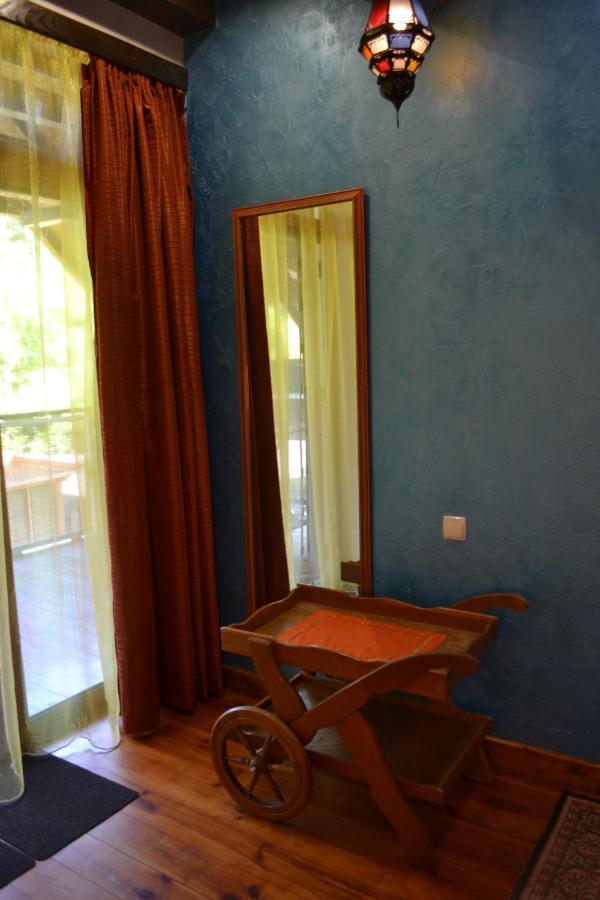 Romantic Guest House Камианец-Подилский Екстериор снимка