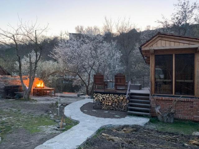 Romantic Guest House Камианец-Подилский Екстериор снимка